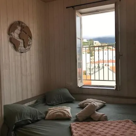 Apartman Lumineux Sous Les Toits De