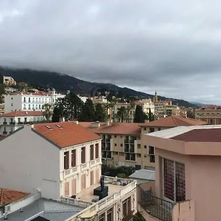 Lumineux Sous Les Toits De Апартаменти